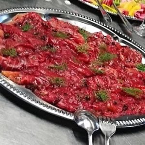Gravad lax met rode bieten klein